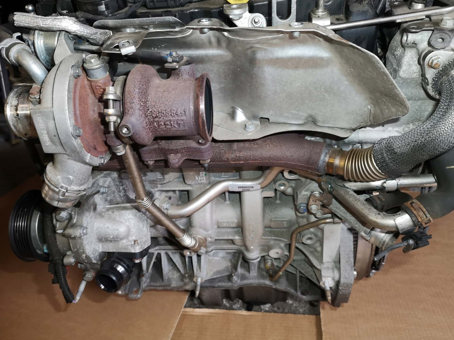 Moteur B 16 DTE vue 2