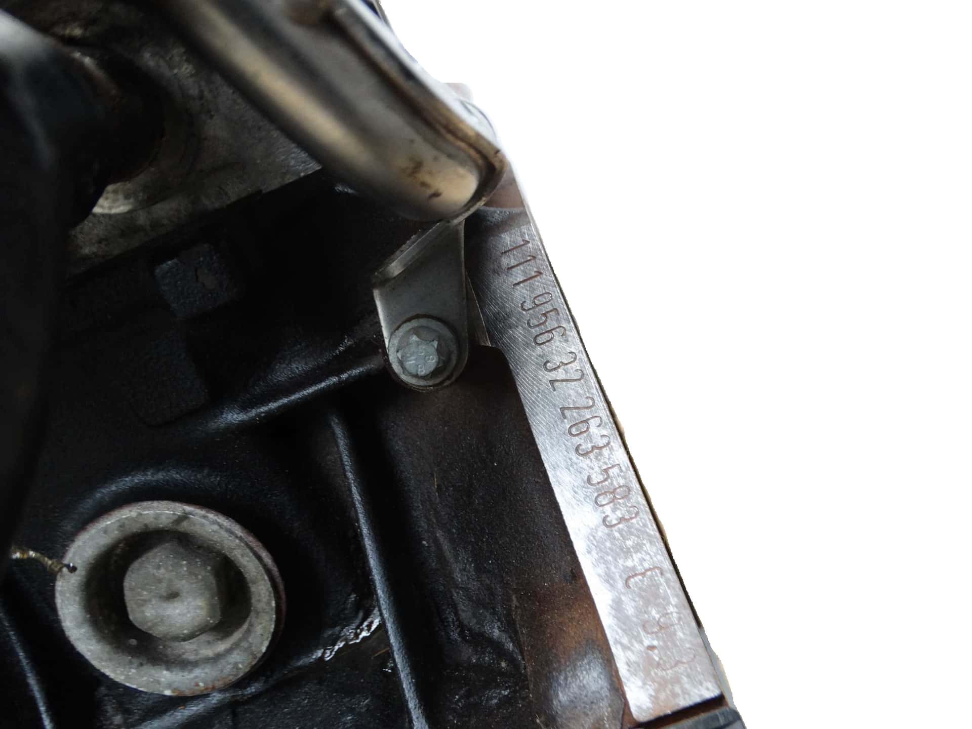 Moteur M 111.956 vue 7