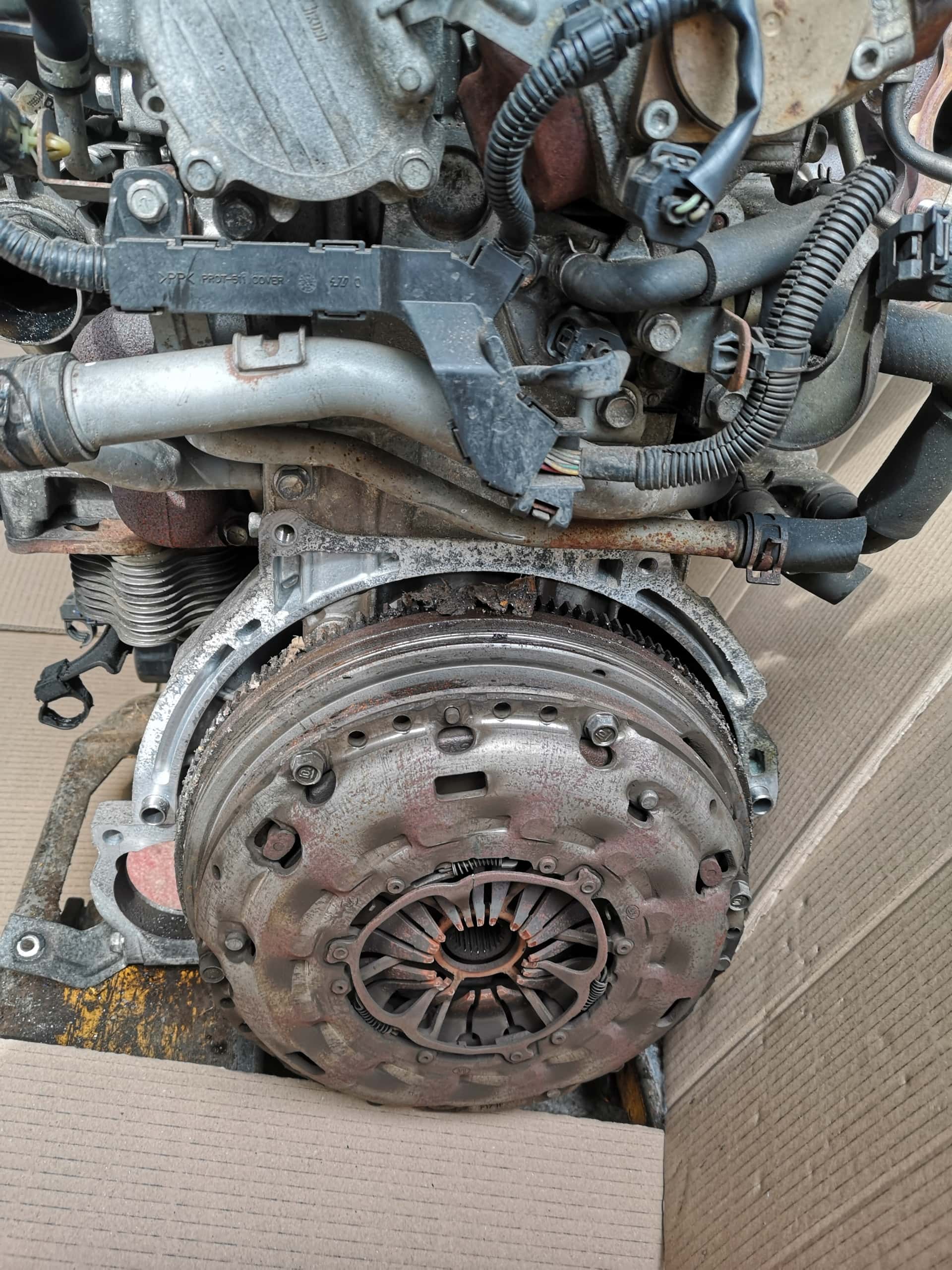 Moteur 4N13 vue 3