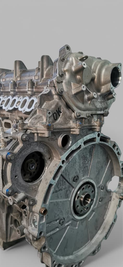 Moteur 204DTY(AJ20D4) — vue 3