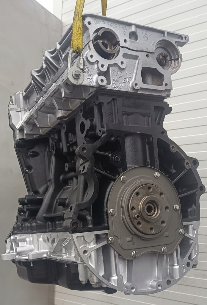 Moteur 4HV — vue 3