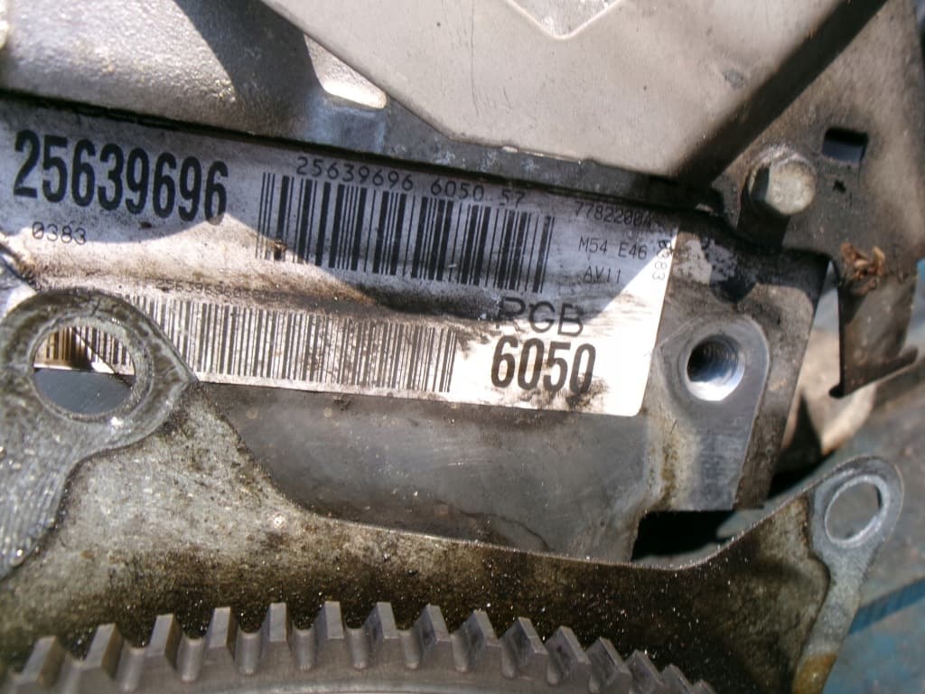 Moteur M54 B22 (226S1) — vue 2