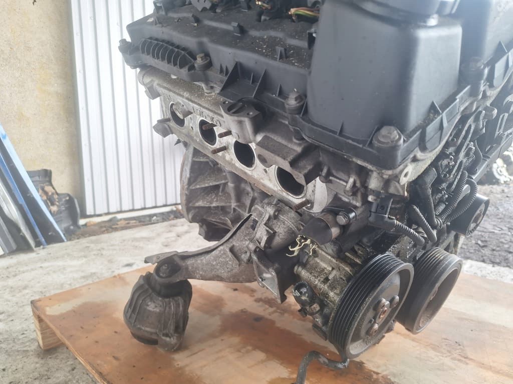 Moteur N45 B16 A — vue 3