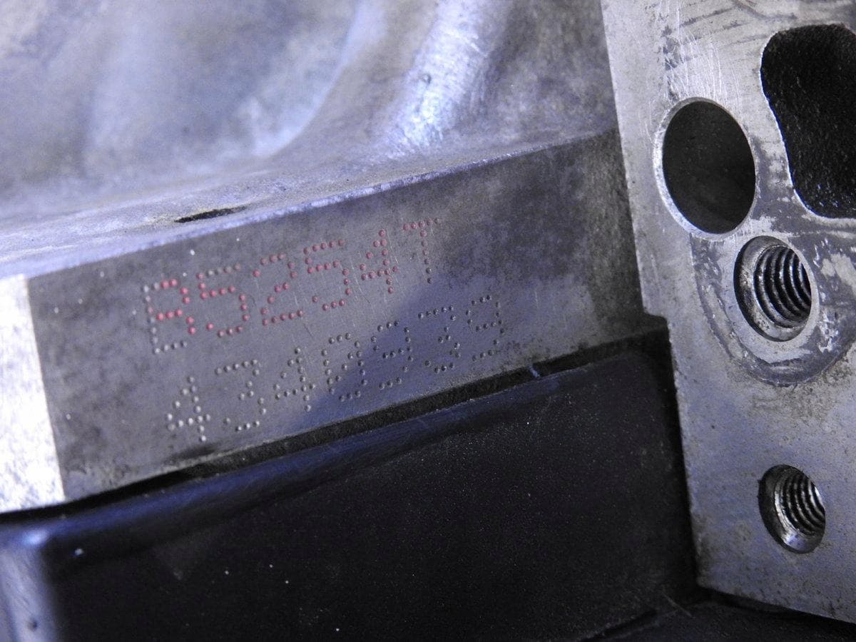 Moteur B 5254 T8 — vue 7