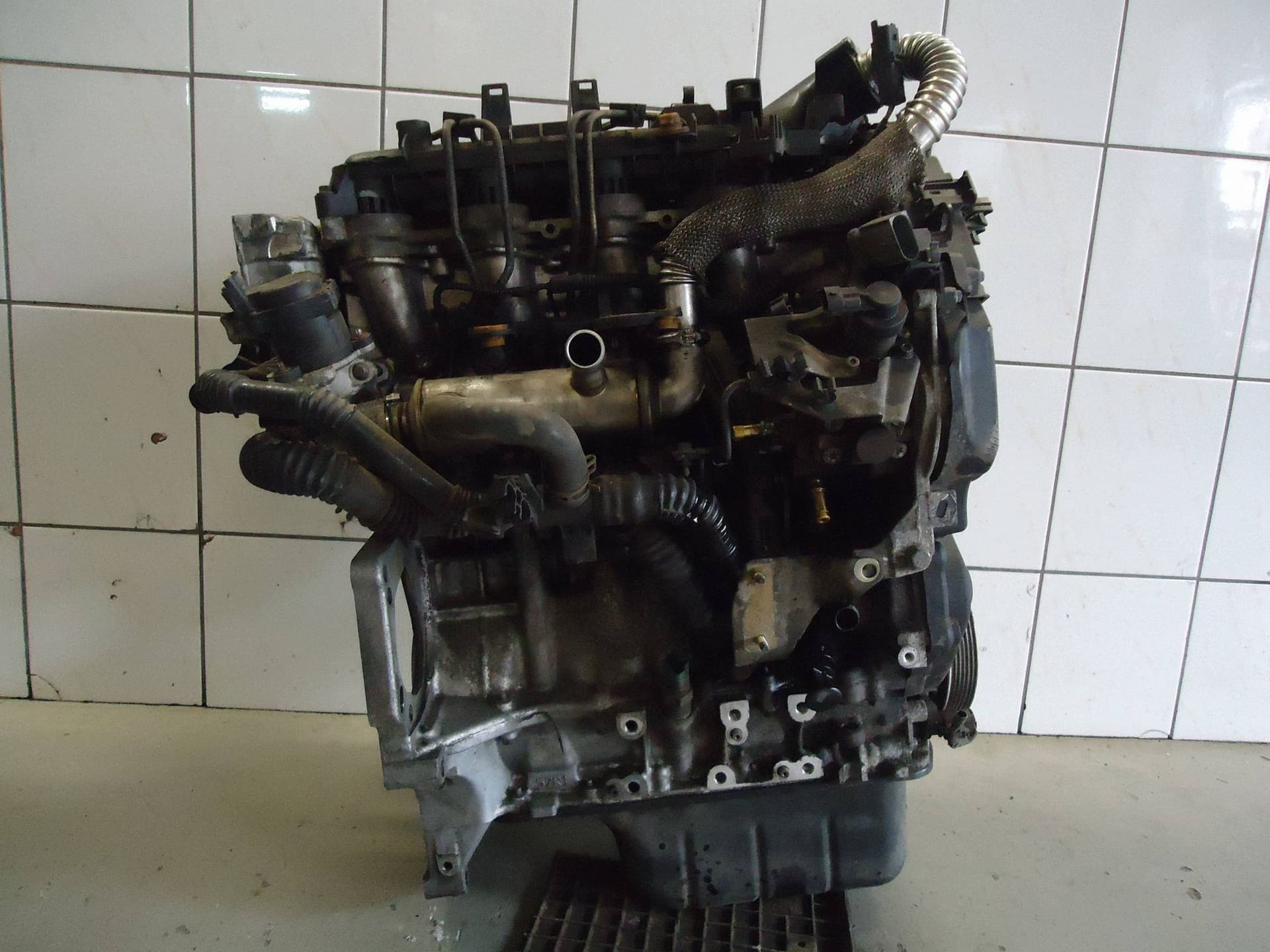 Moteur 9HV (DV6TED4BU) — vue 2