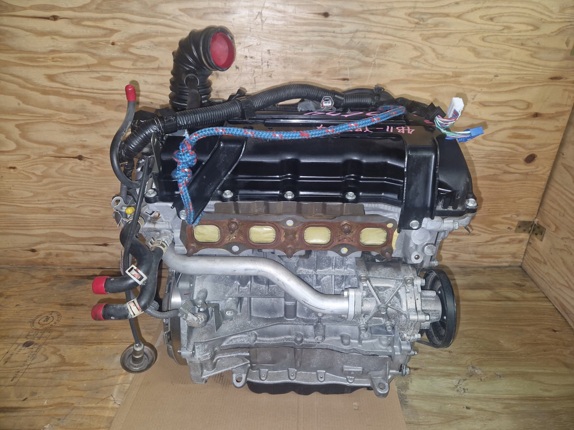 Moteur 4B12 — vue 5