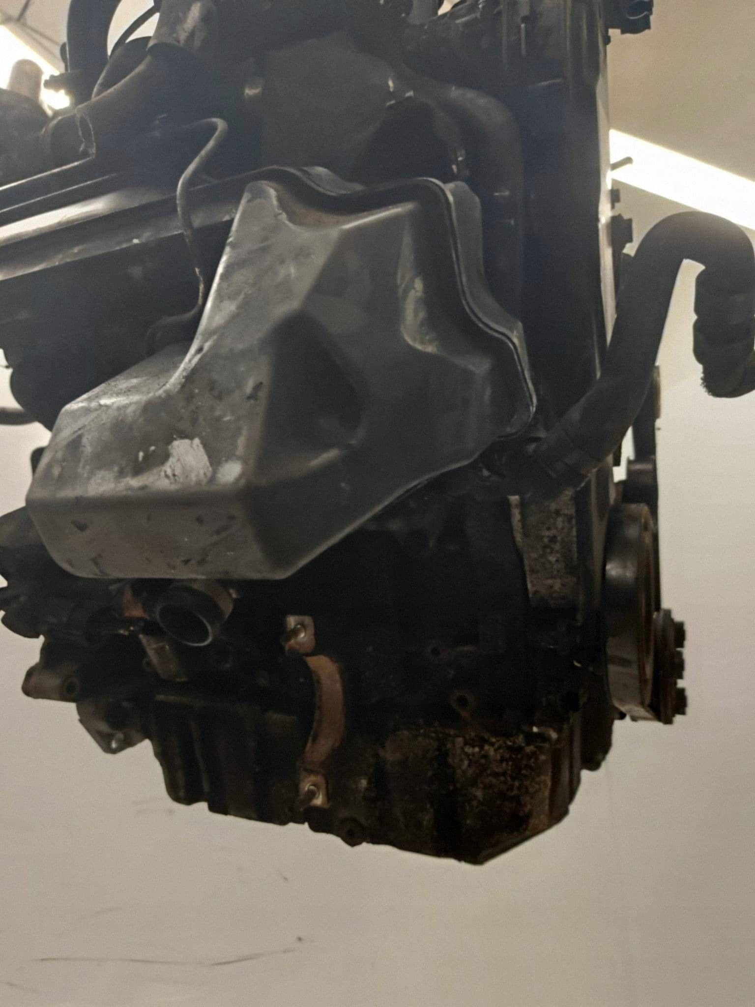 Moteur AZWA — vue 5