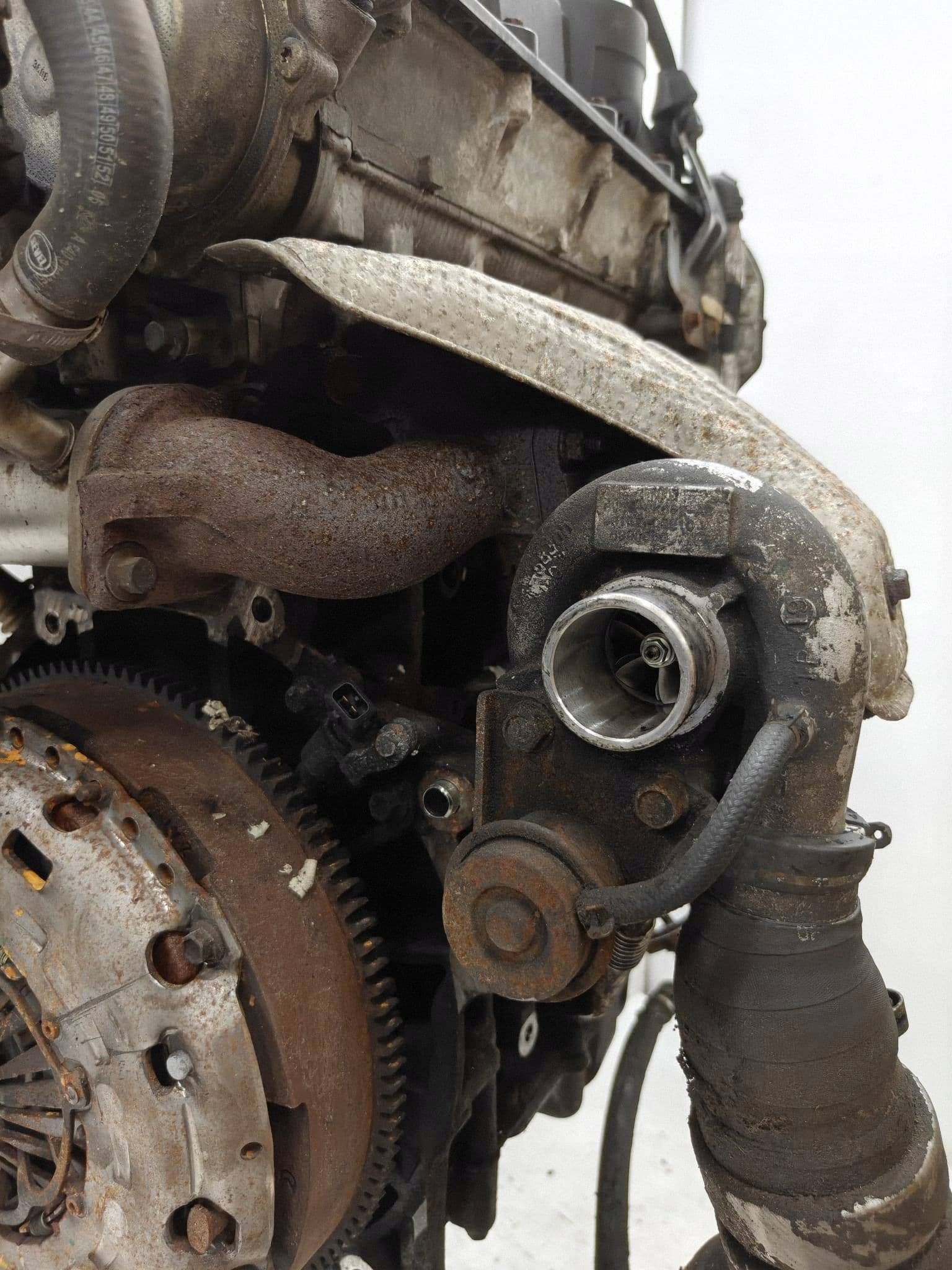 Moteur 4HV (P22DTE) — vue 16