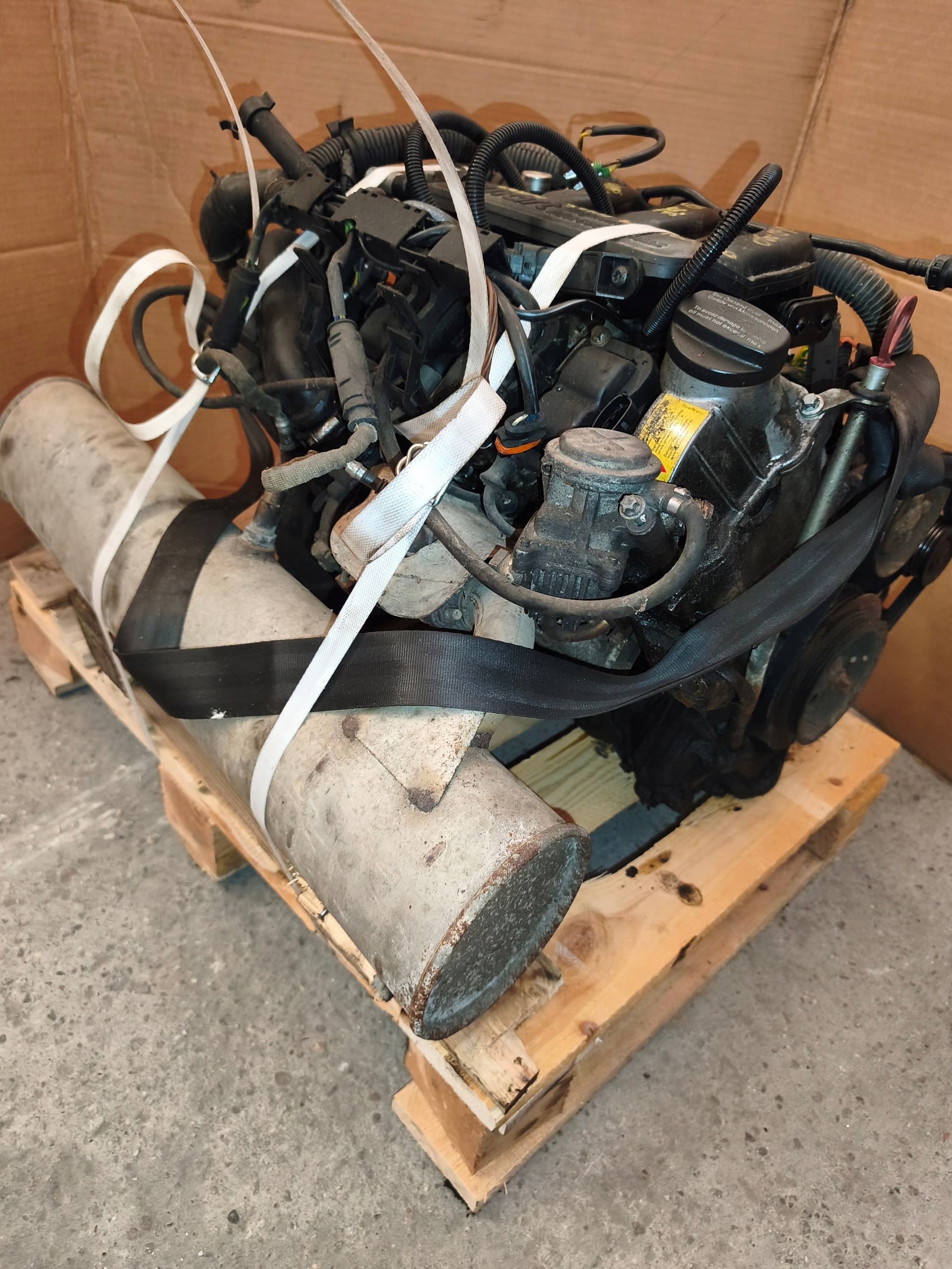 Moteur M 160.920 — vue 7