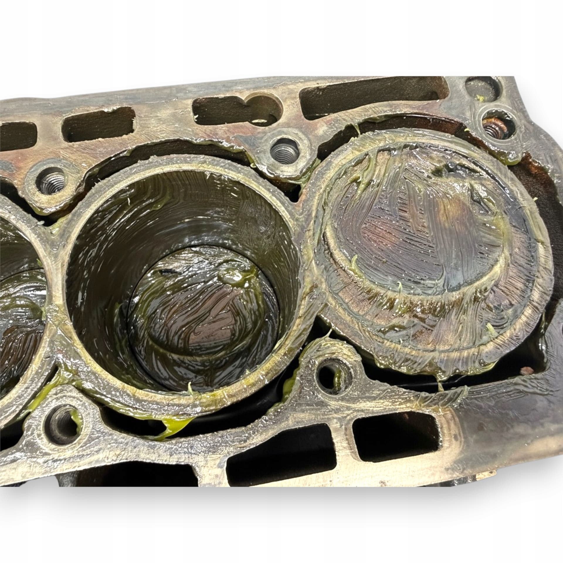 Moteur CAXC — vue 3