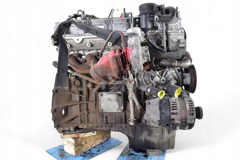 Moteur D27DT — vue 6