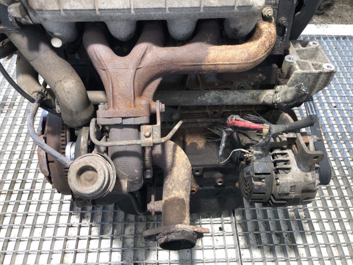 Moteur 8140.43 — vue 5