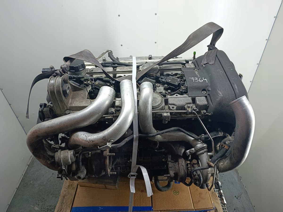 Moteur B 6294 T — vue 2