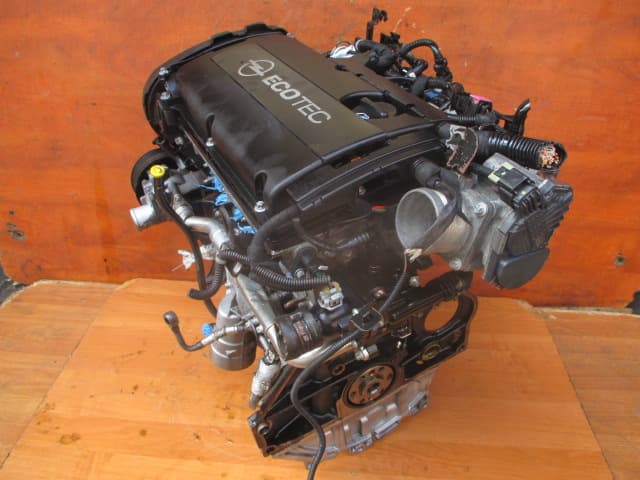 Moteur A 16 LET — vue 5