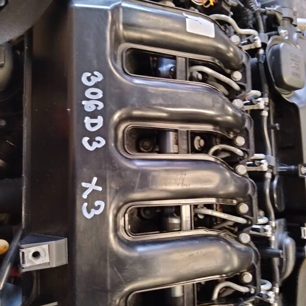 Moteur 306D3 — vue 6