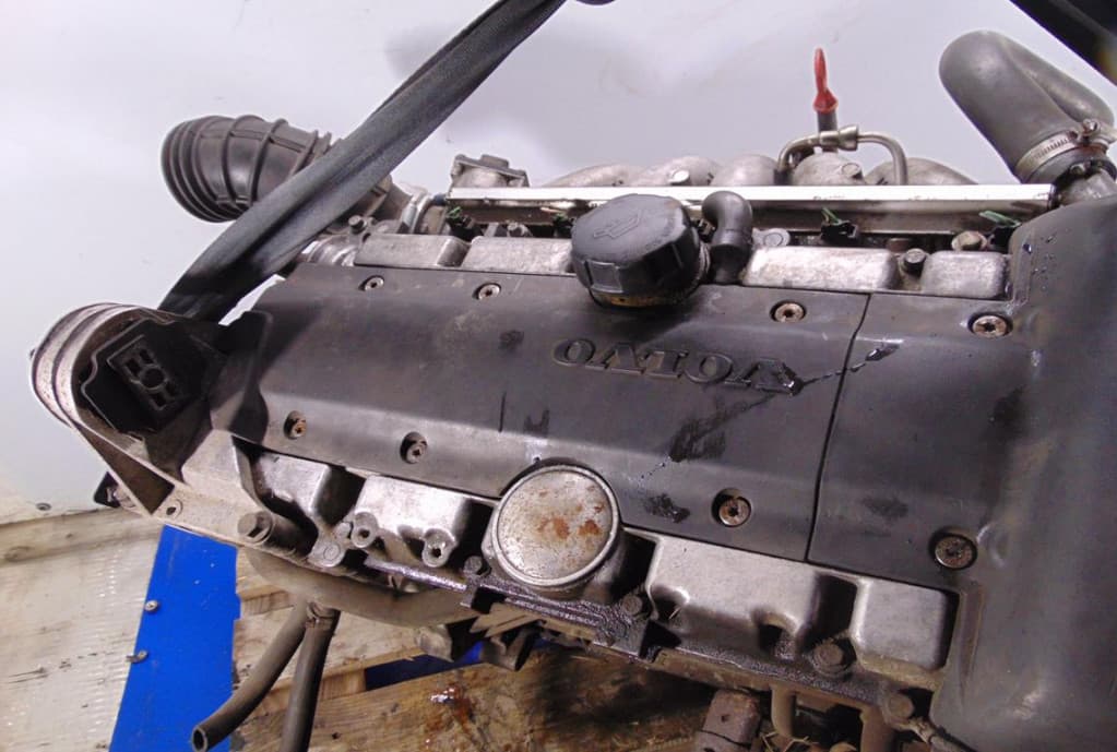 Moteur B 5244 S — vue 3