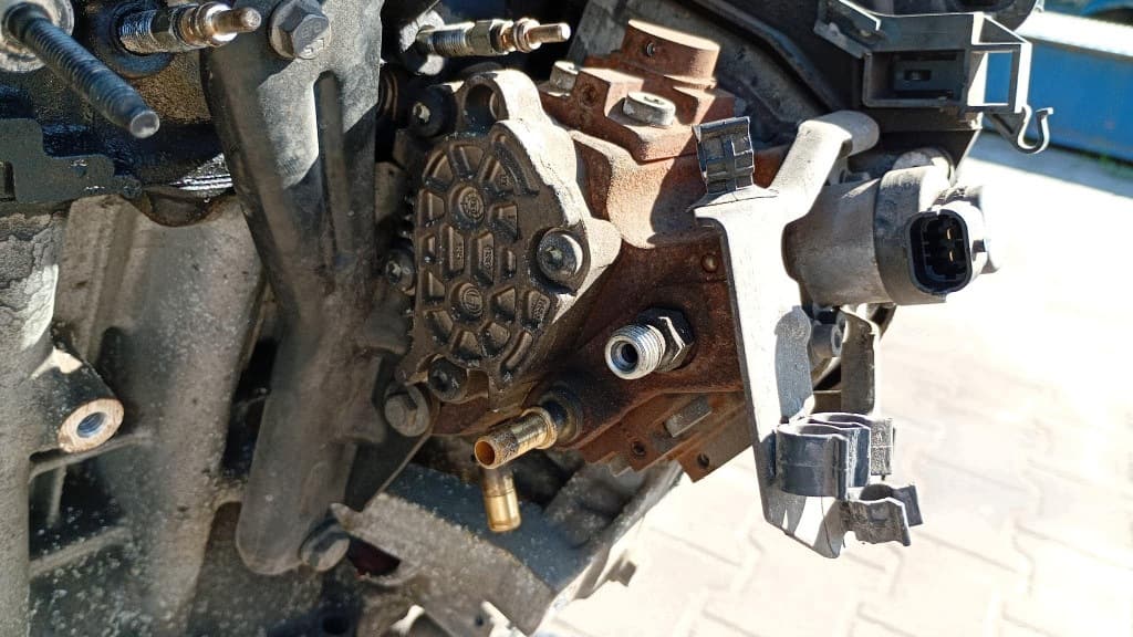 Moteur 9HV (DV6TED4B) — vue 3