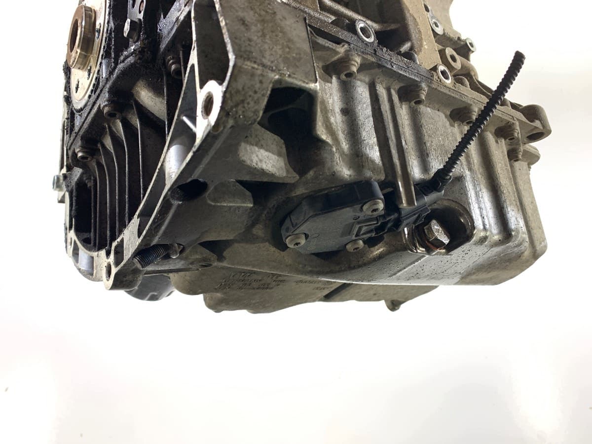 Moteur CJZA — vue 6