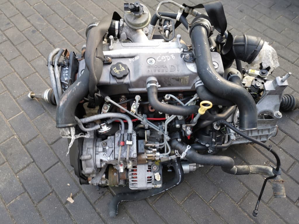Moteur C9DB — vue 4