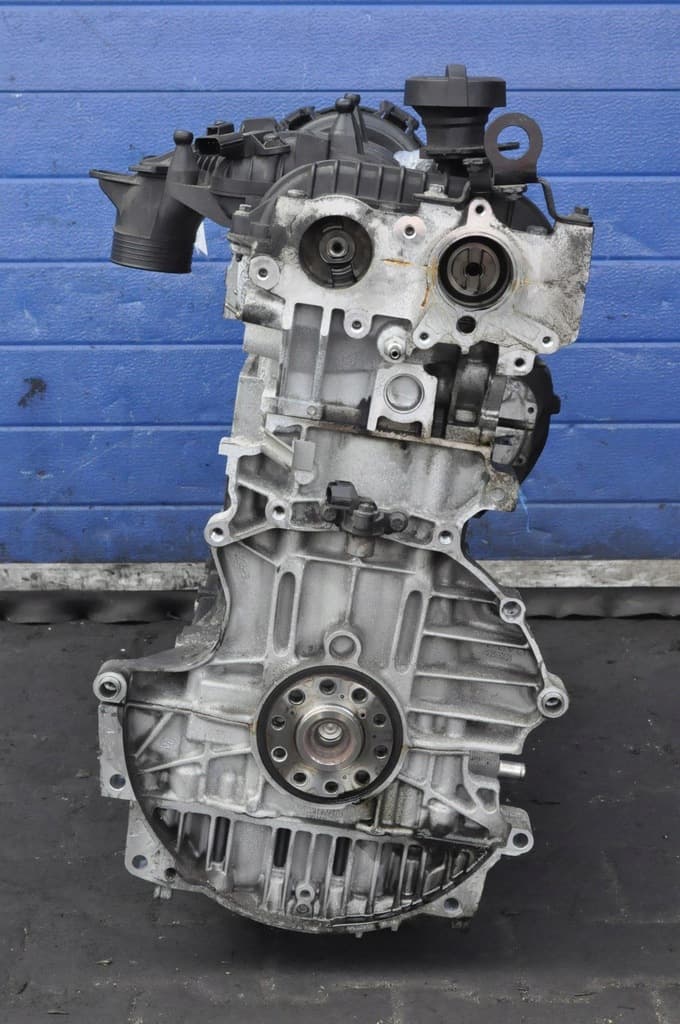 Moteur D 5244 T10 — vue 2