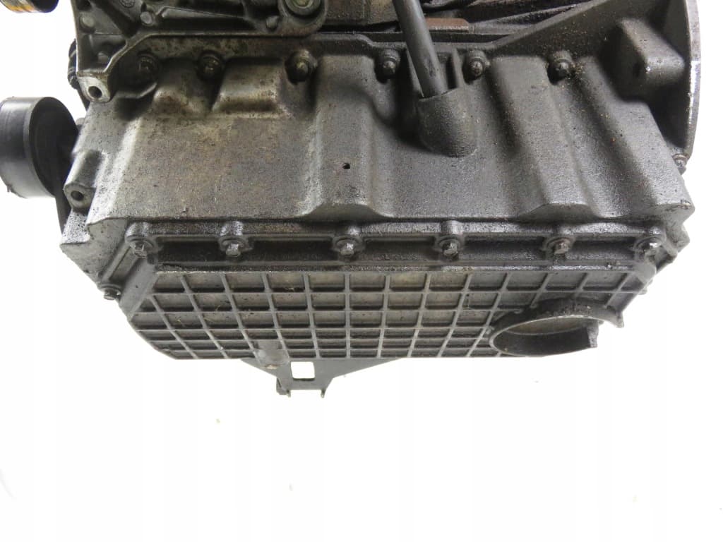 Moteur 204D2 — vue 4