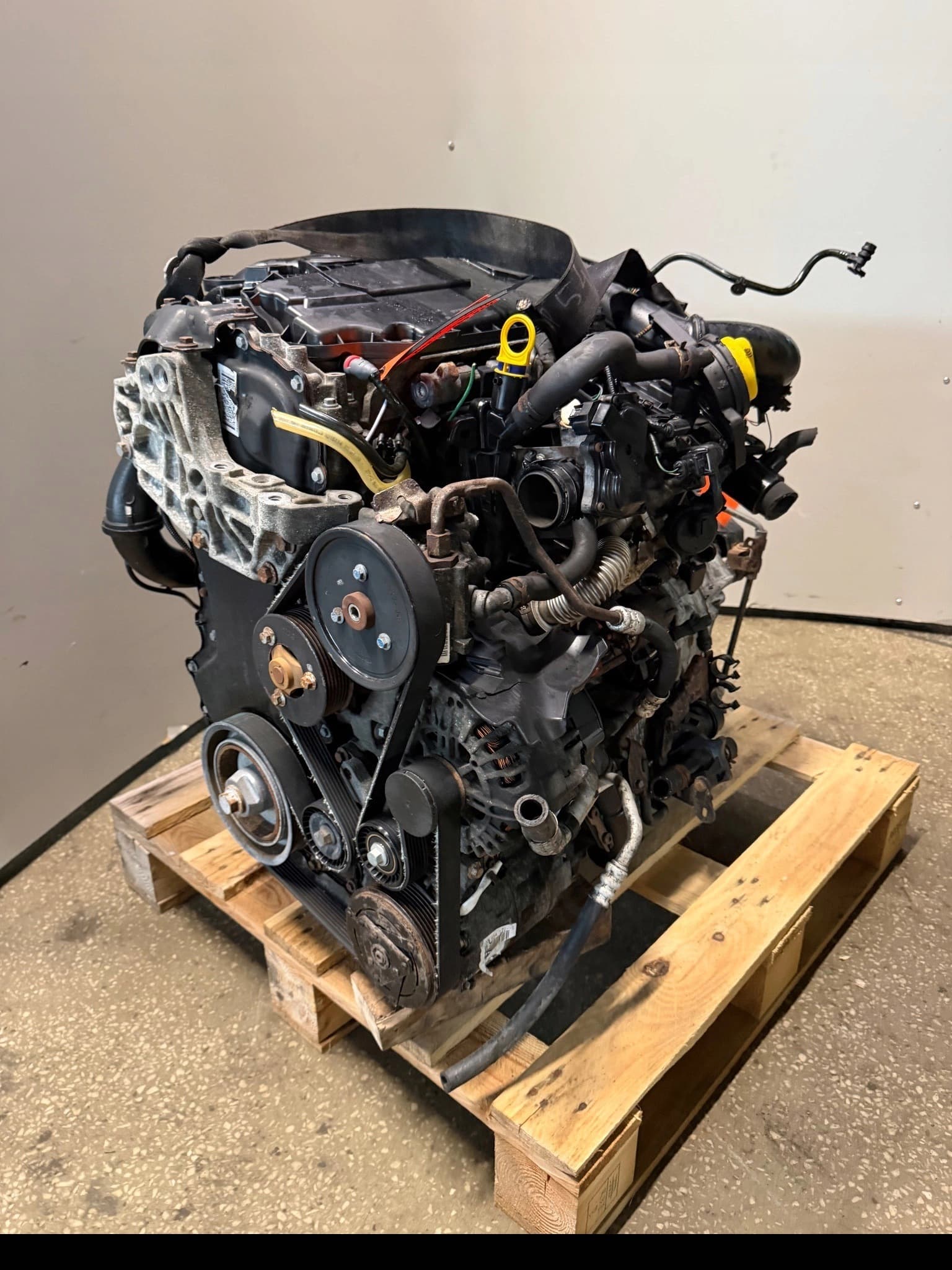 Moteur M9R 692 — vue 6