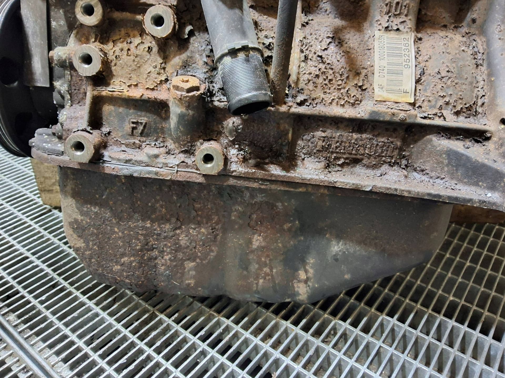 Moteur D4F 722 — vue 6