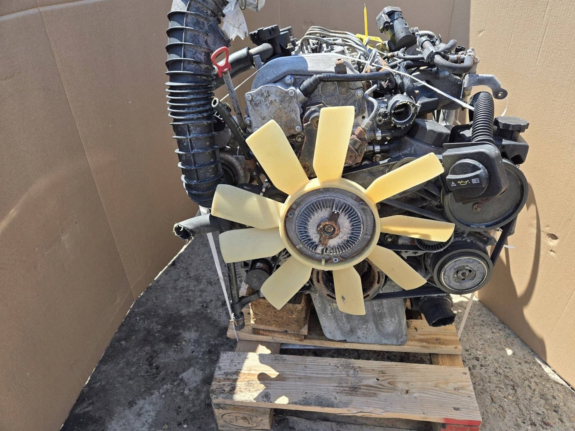 Moteur OM 646.981 pour Mercedes-Benz