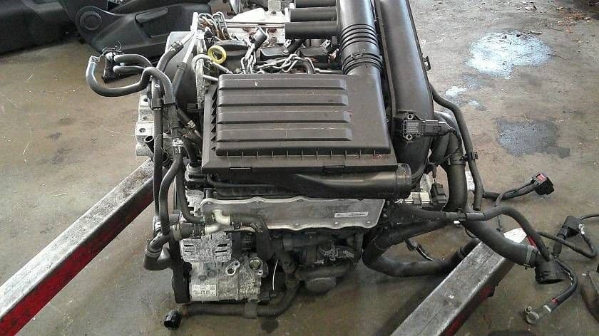 Moteur CZCA — vue 2
