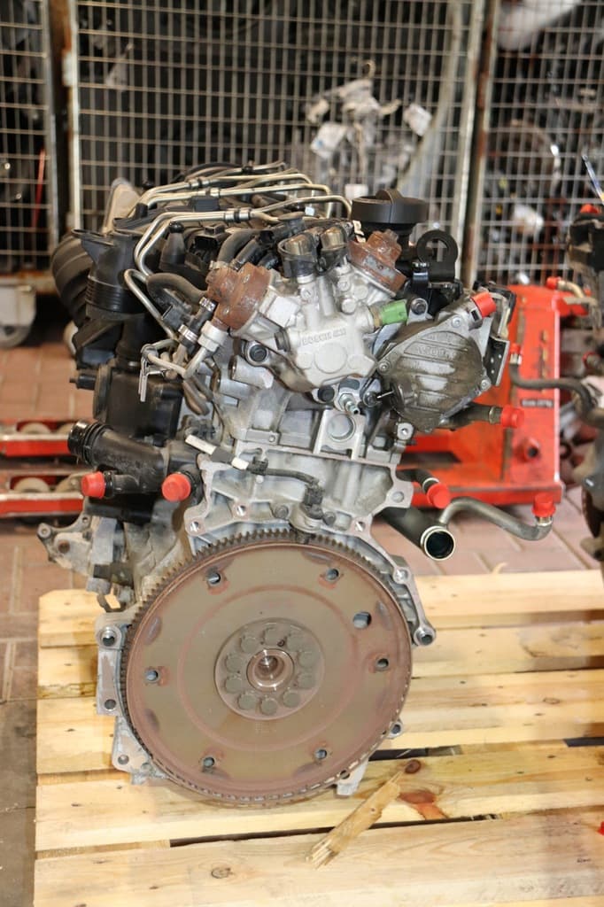 Moteur D 5244 T12 — vue 3