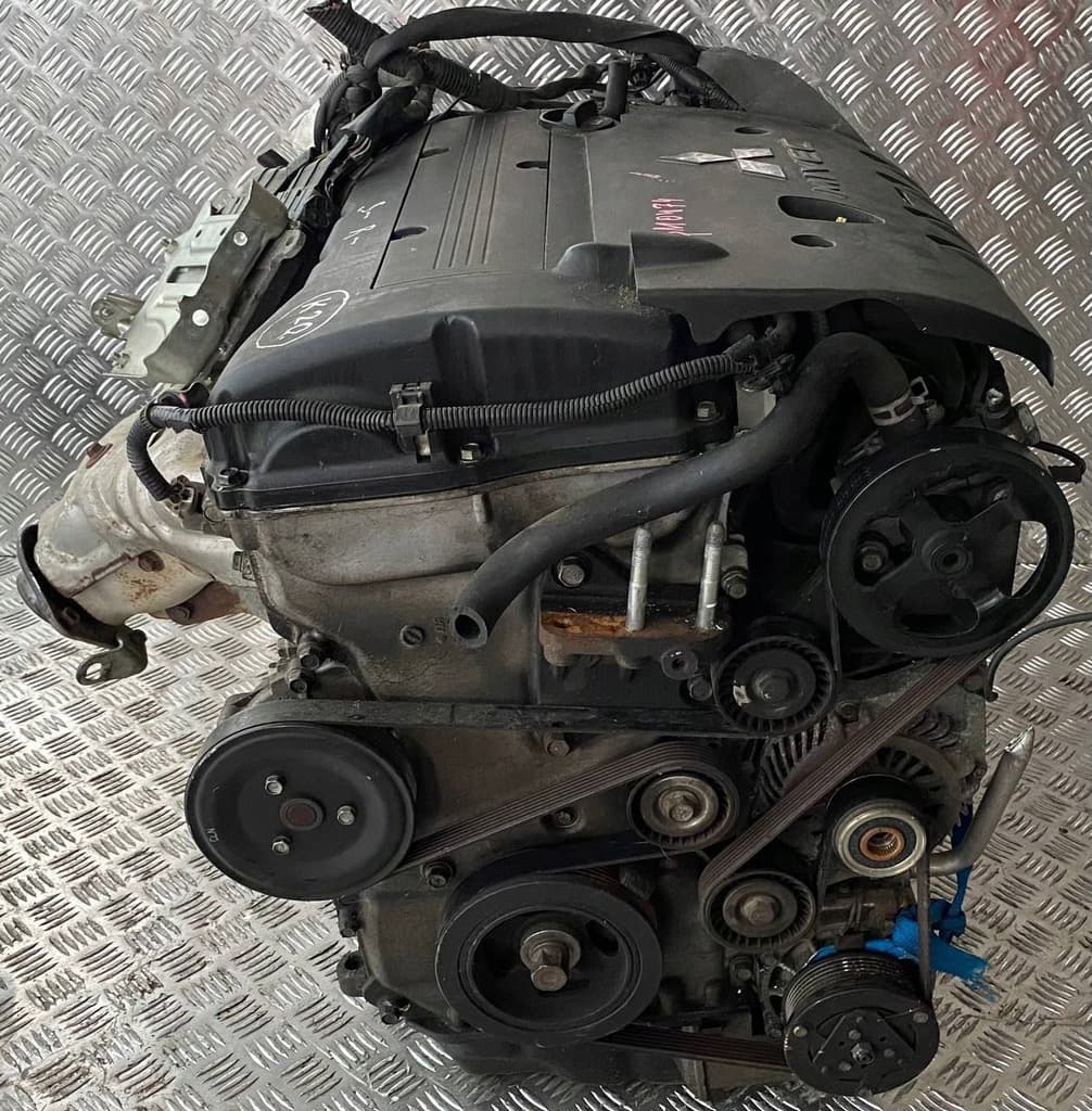 Moteur 4B12 - Image 1