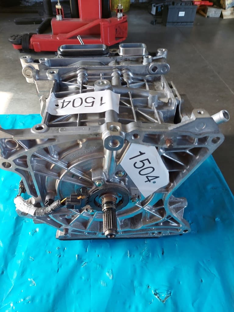 Moteur 6AM 402 — vue 5