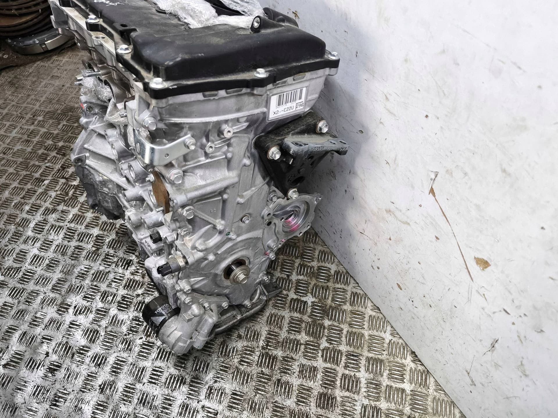 Moteur 2ZR-FXE — vue 2