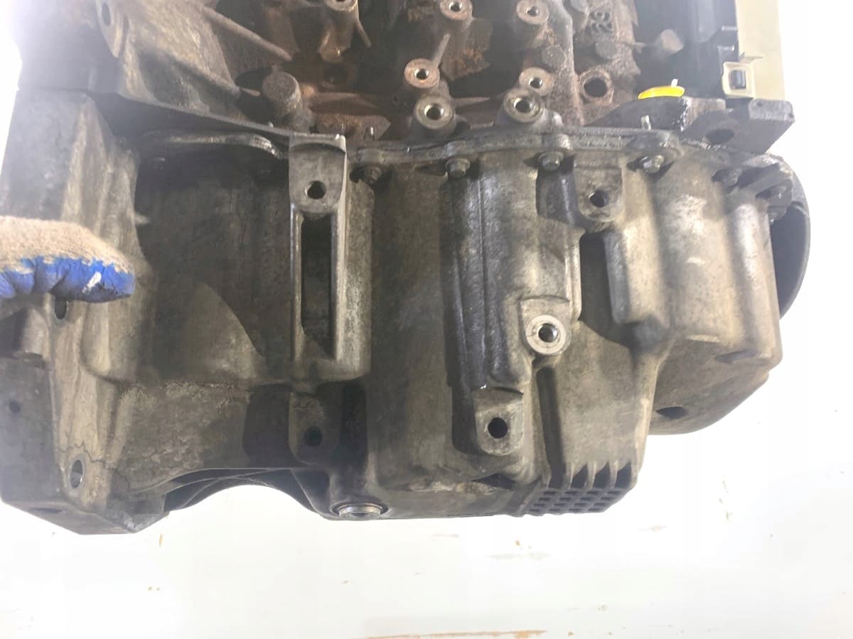 Moteur OM 607.951 (K9K) — vue 4