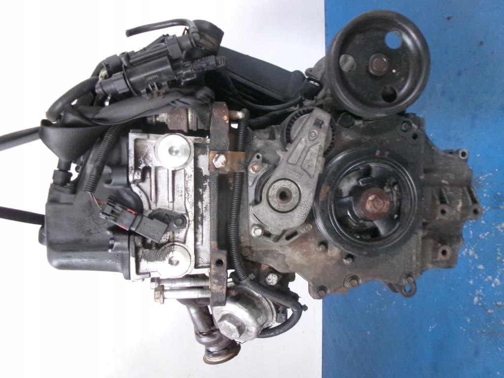 Moteur W10 B16 A — vue 3