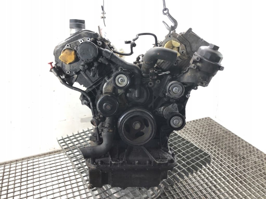 Moteur M 113.964 — vue 2