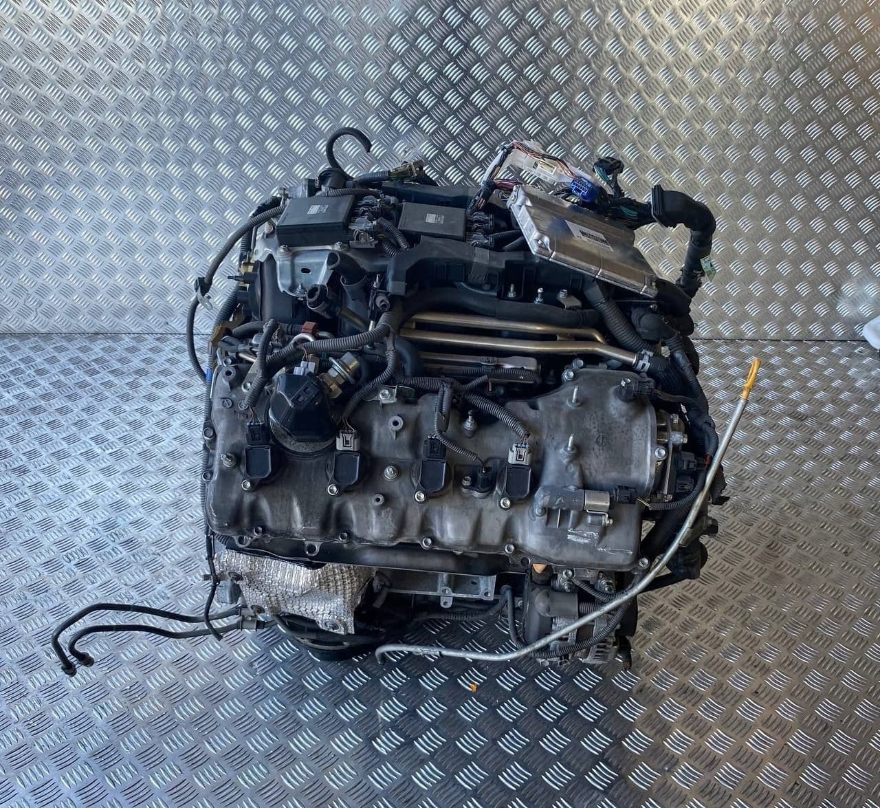 Moteur 1UR-FSE — vue 5