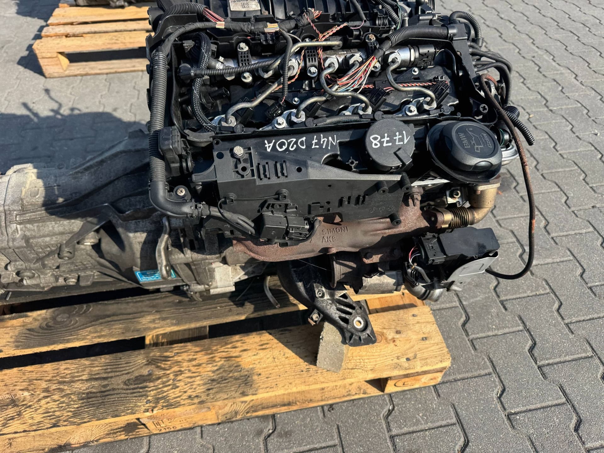 Moteur N47 D20 A — vue 4