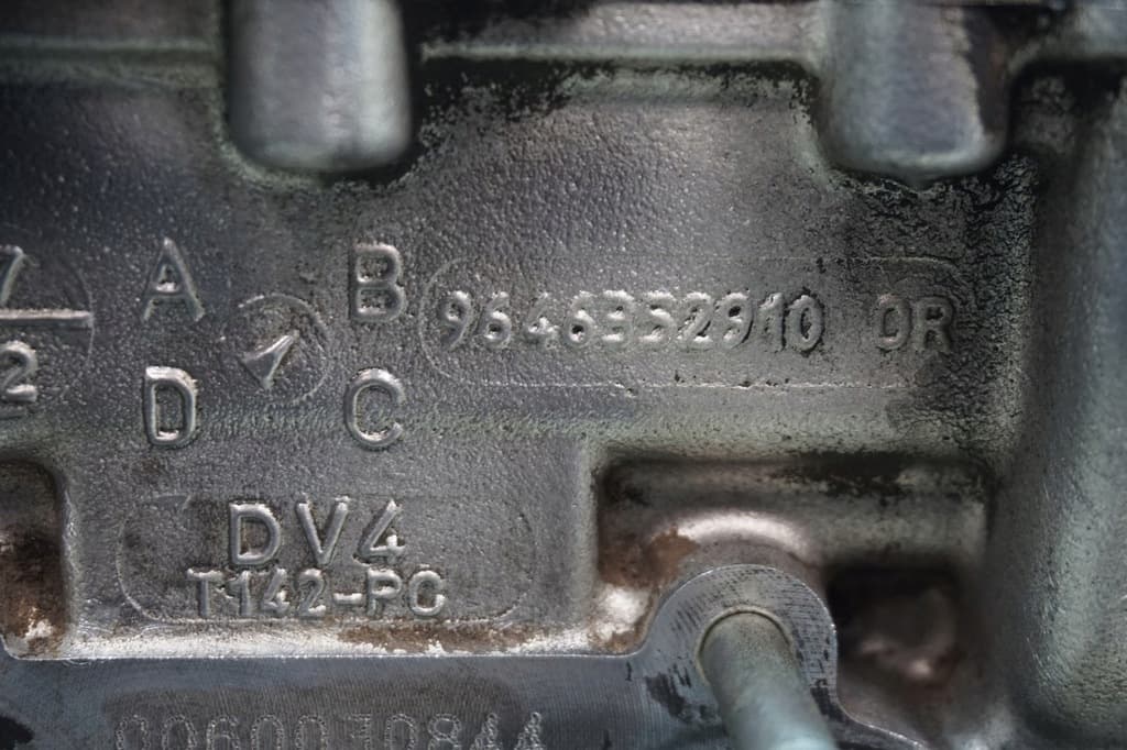 Moteur 8HY — vue 4
