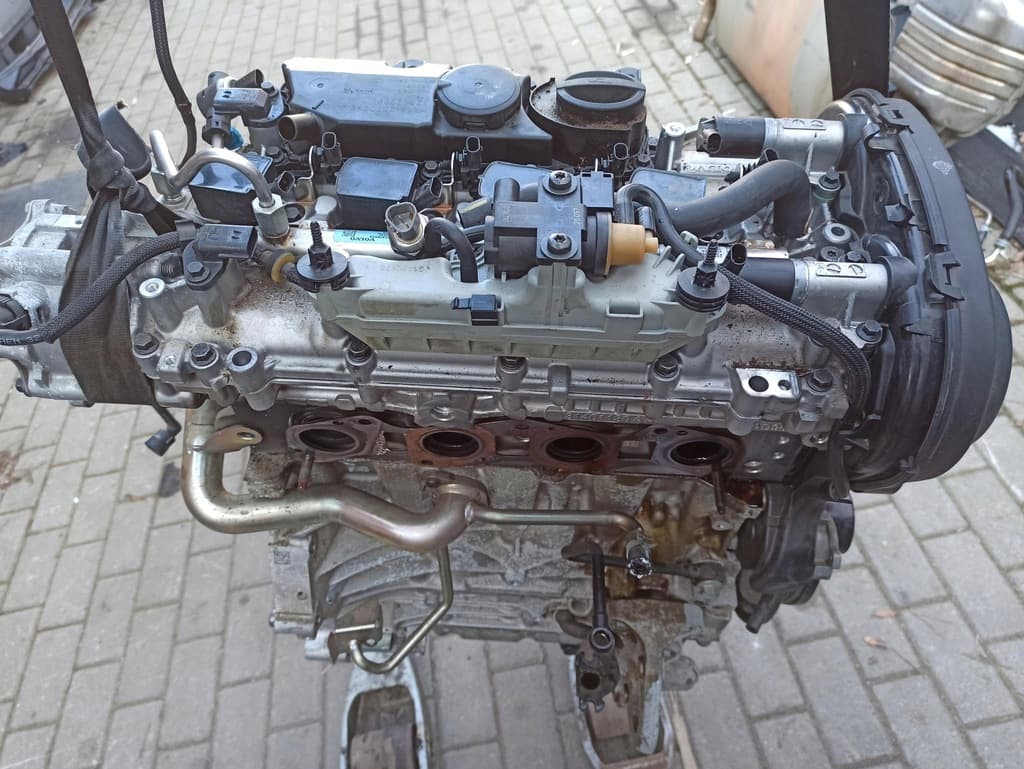 Moteur B 4204 T34 — vue 2