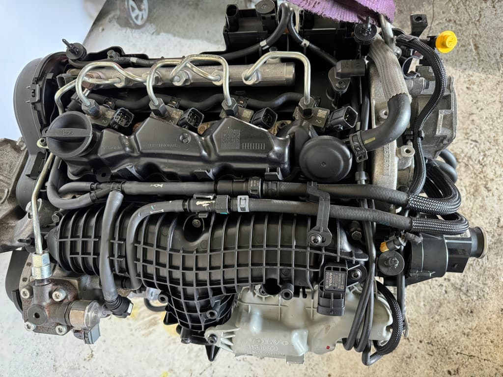 Moteur D 4204 T14 — vue 3