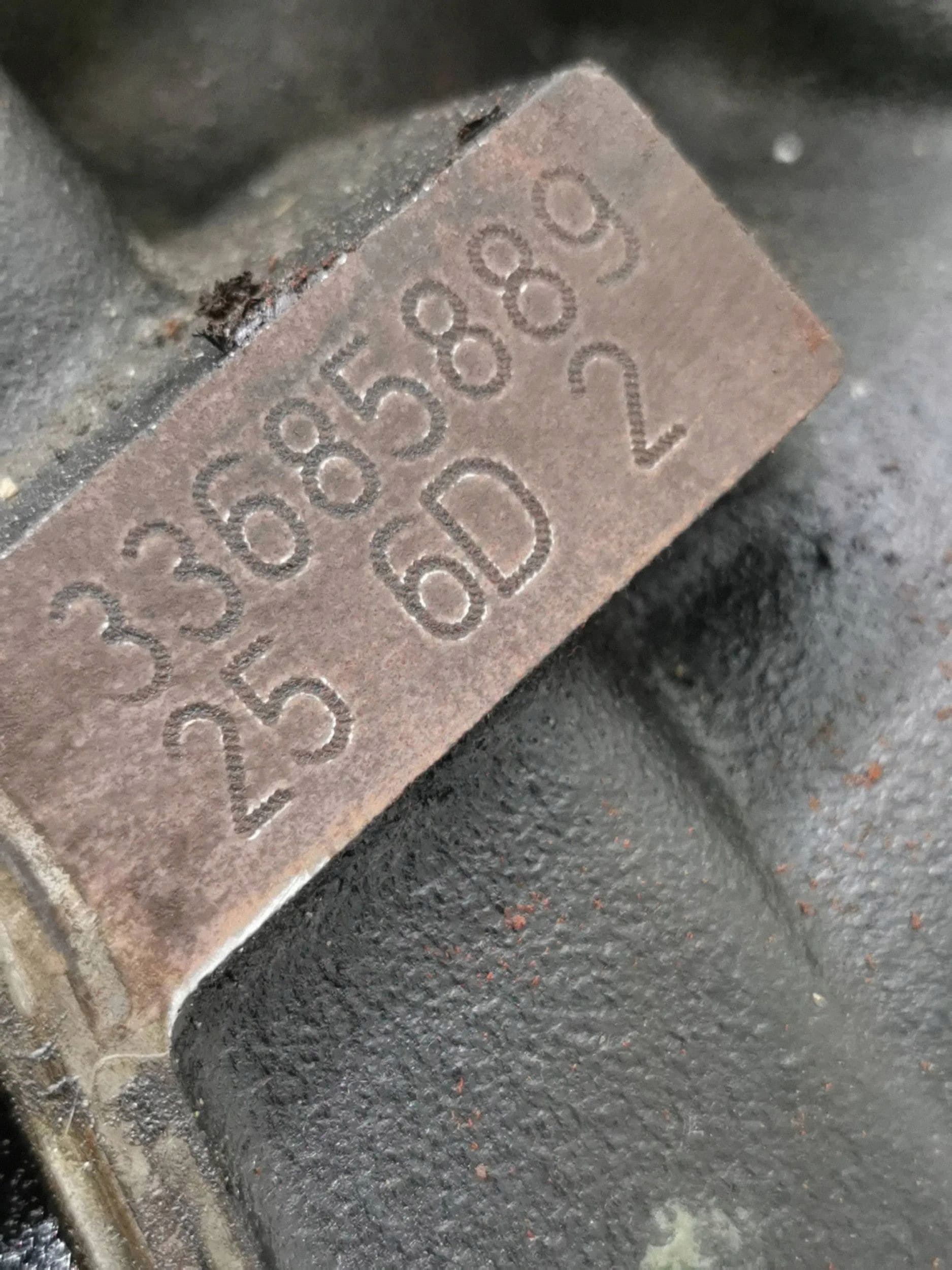Moteur M57 D25 (256D2) — vue 13