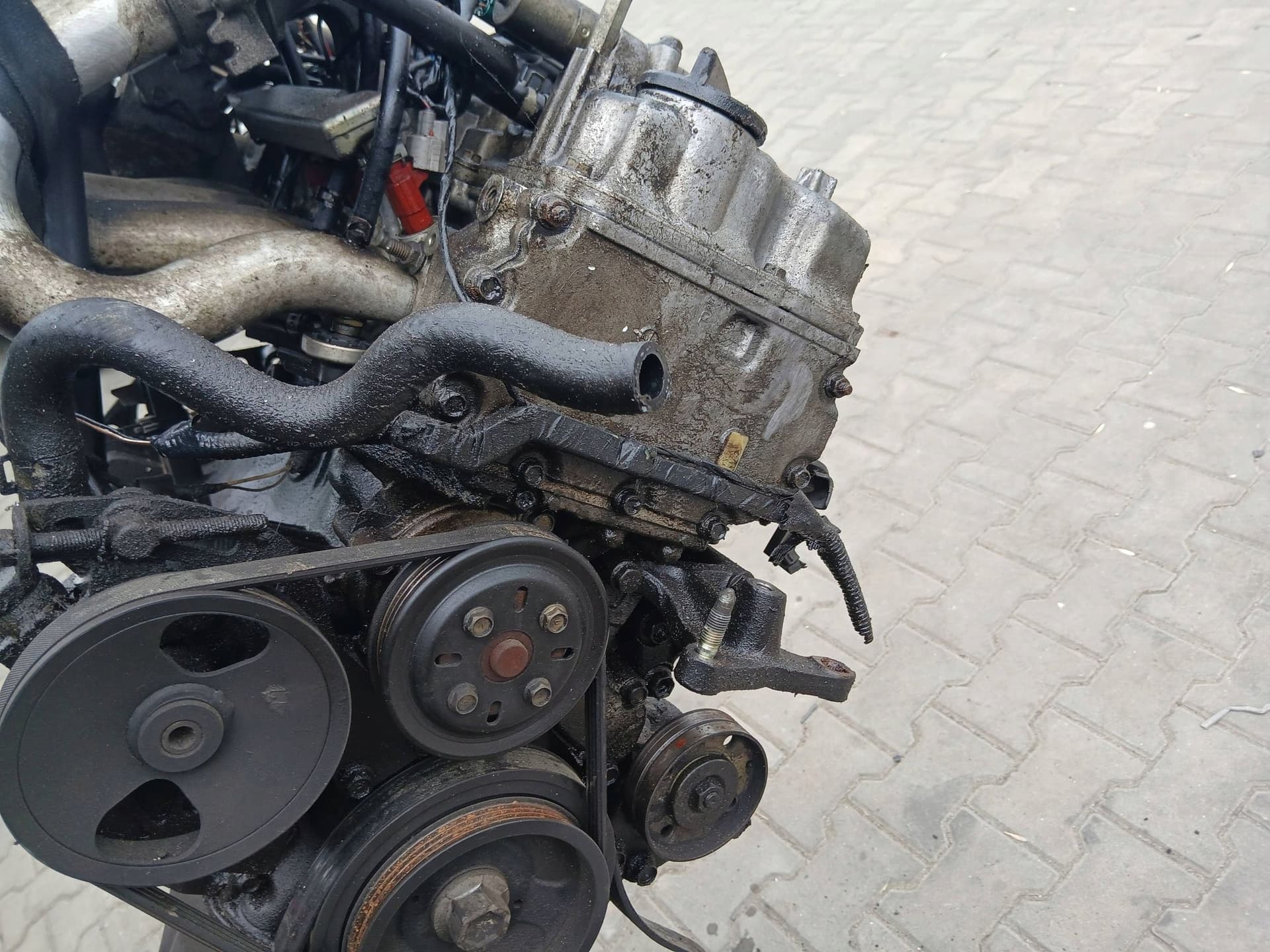 Moteur QG18DE — vue 7