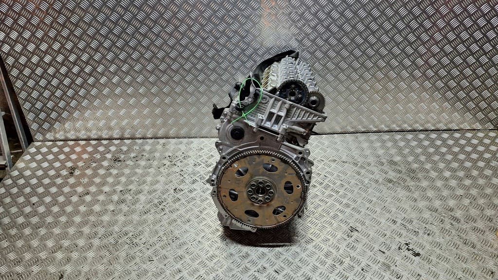 Moteur B57 D30 A — vue 2