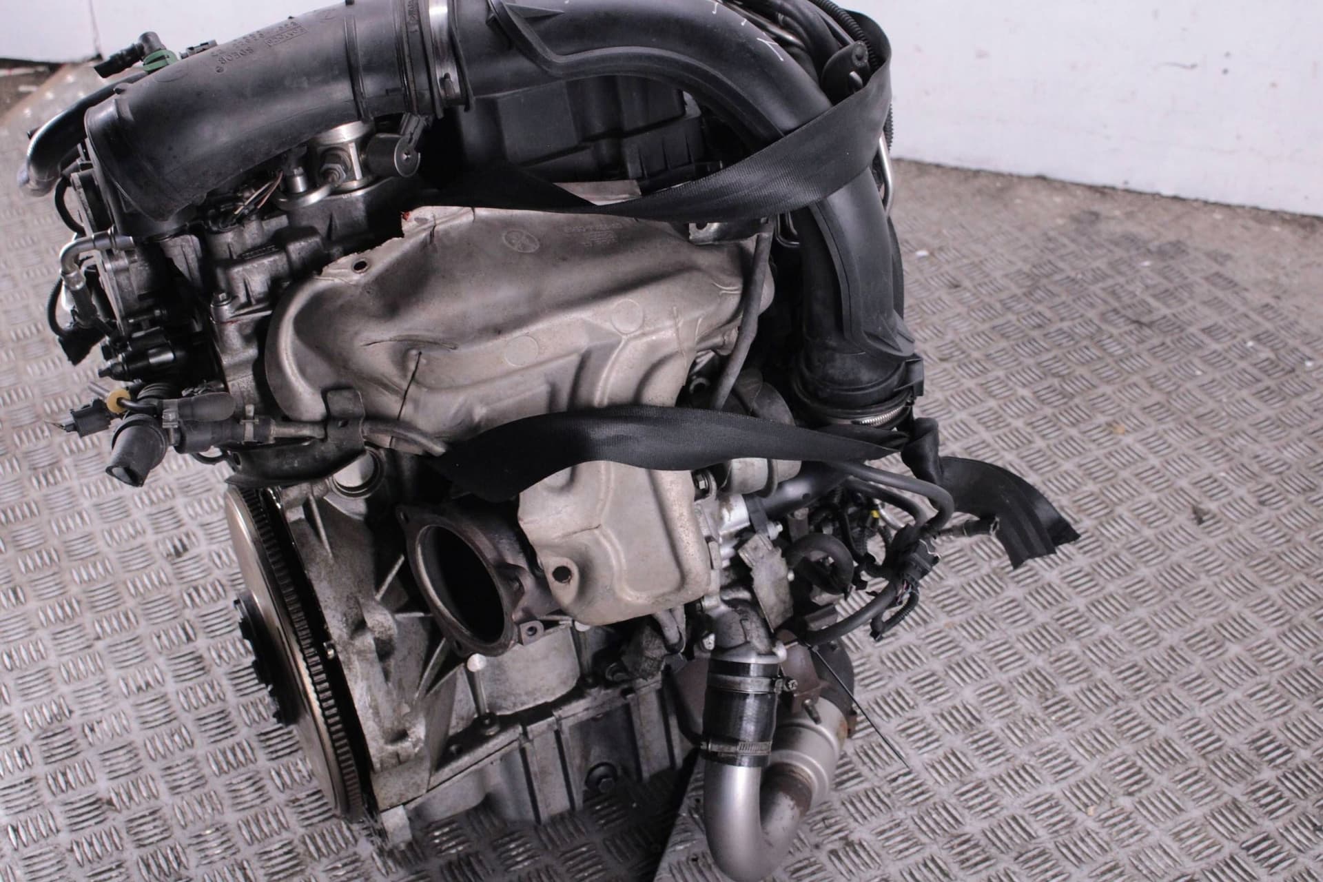 Moteur B 4164 T2 — vue 10