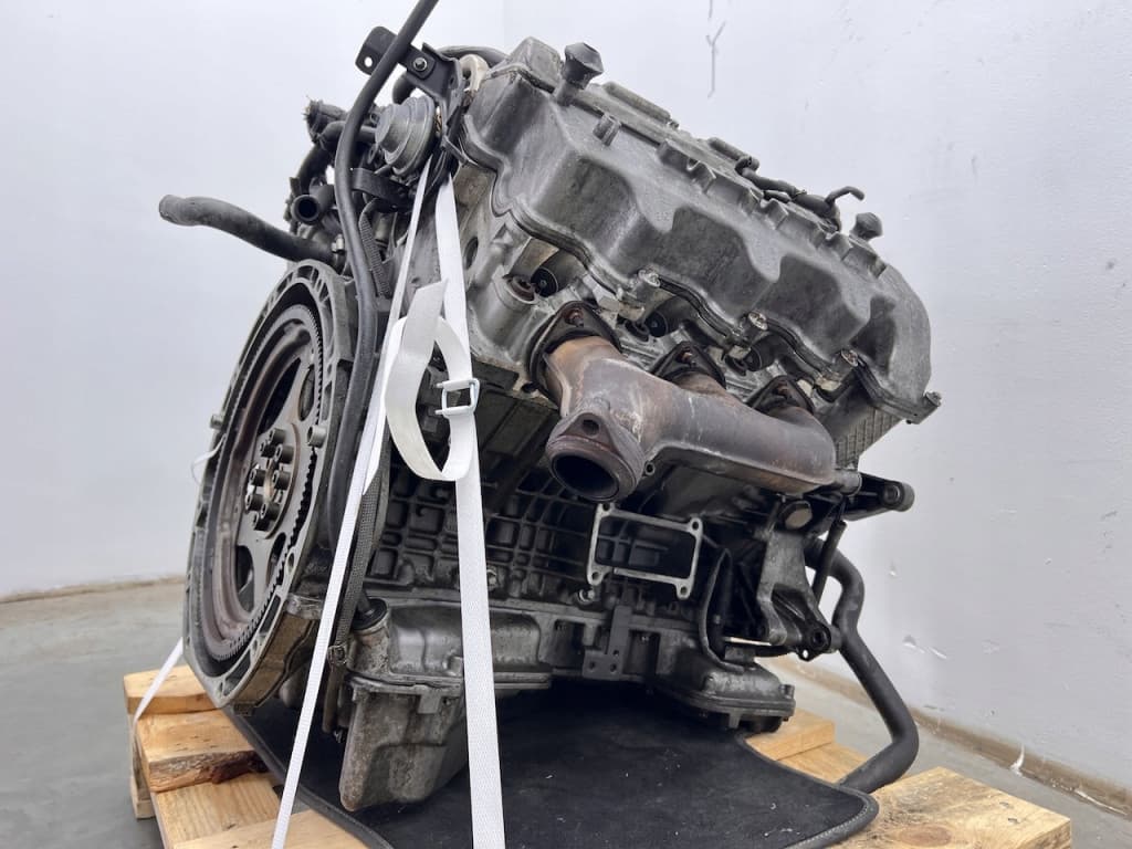 Moteur M 112.973 — vue 12