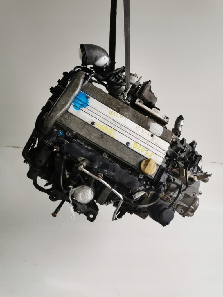 Moteur B207E — vue 3