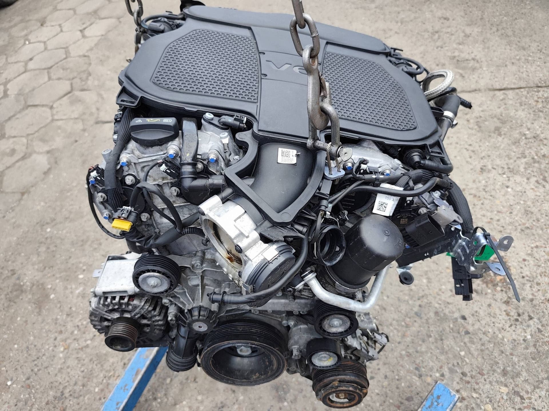 Moteur M 157.980 — vue 6