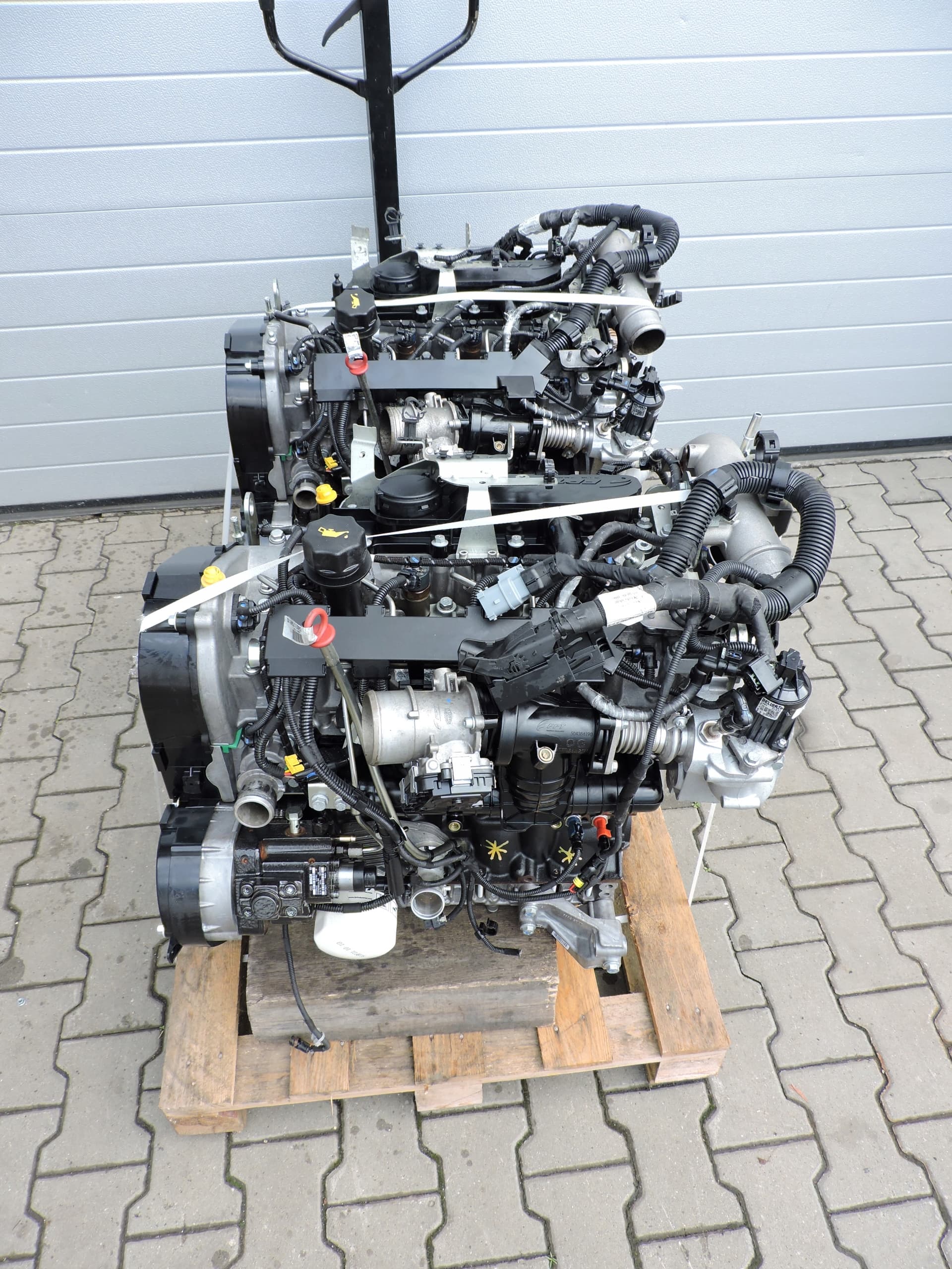 Moteur F1AGL4114 — vue 4