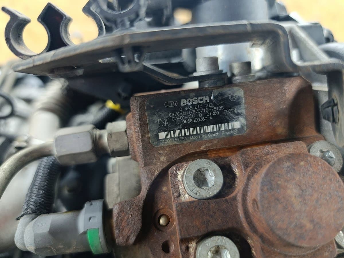 Moteur 9HX (DV6AUTED4) — vue 3